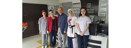 Eskişehir Büyükşehir Belediye Başkanı Prof. Dr. Yılmaz Büyükerşen, Ümit Tıp Merkezi'ne ziyareti.